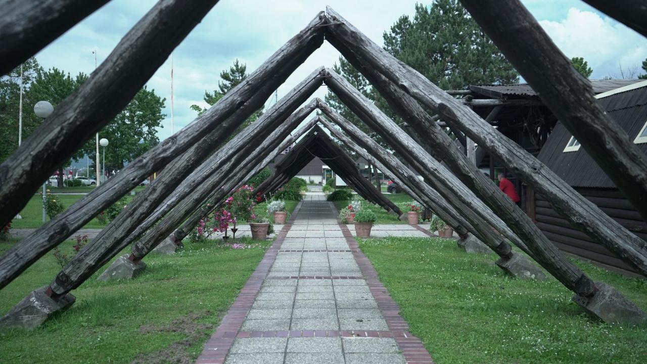 Motel Plitvice Zagreb Buitenkant foto